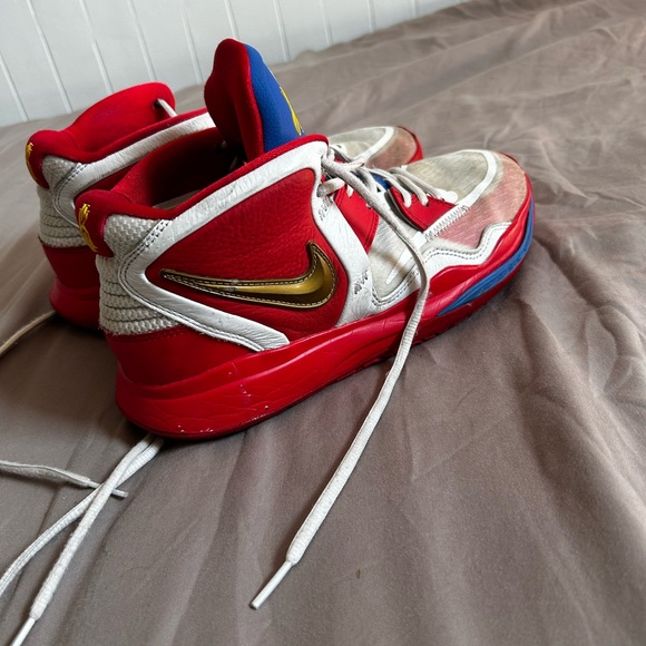 Kyrie 8 custom - Picture 3 of 6